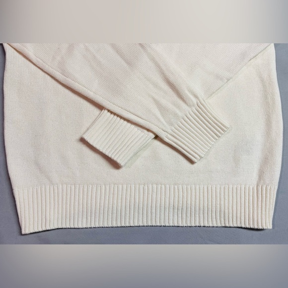 Canada Flag Graphic Long Sleeve Knit Shirt NWT Size XS - Picture 4 of 7